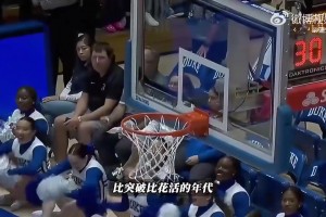 下一個(gè)克萊？克尼佩爾這教科書(shū)式的投籃姿勢(shì)太帥了